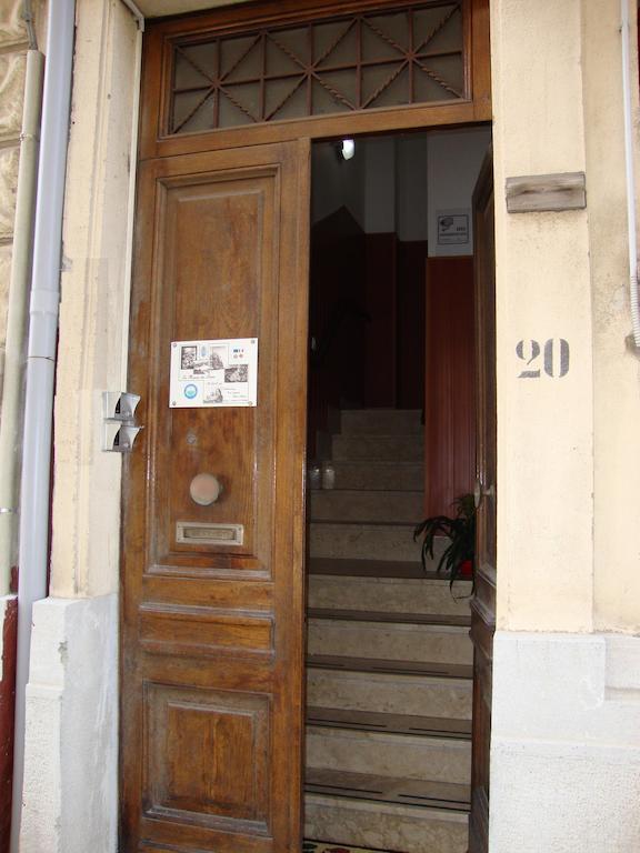 La Maison Des Livres Reggio Calabria Exterior photo